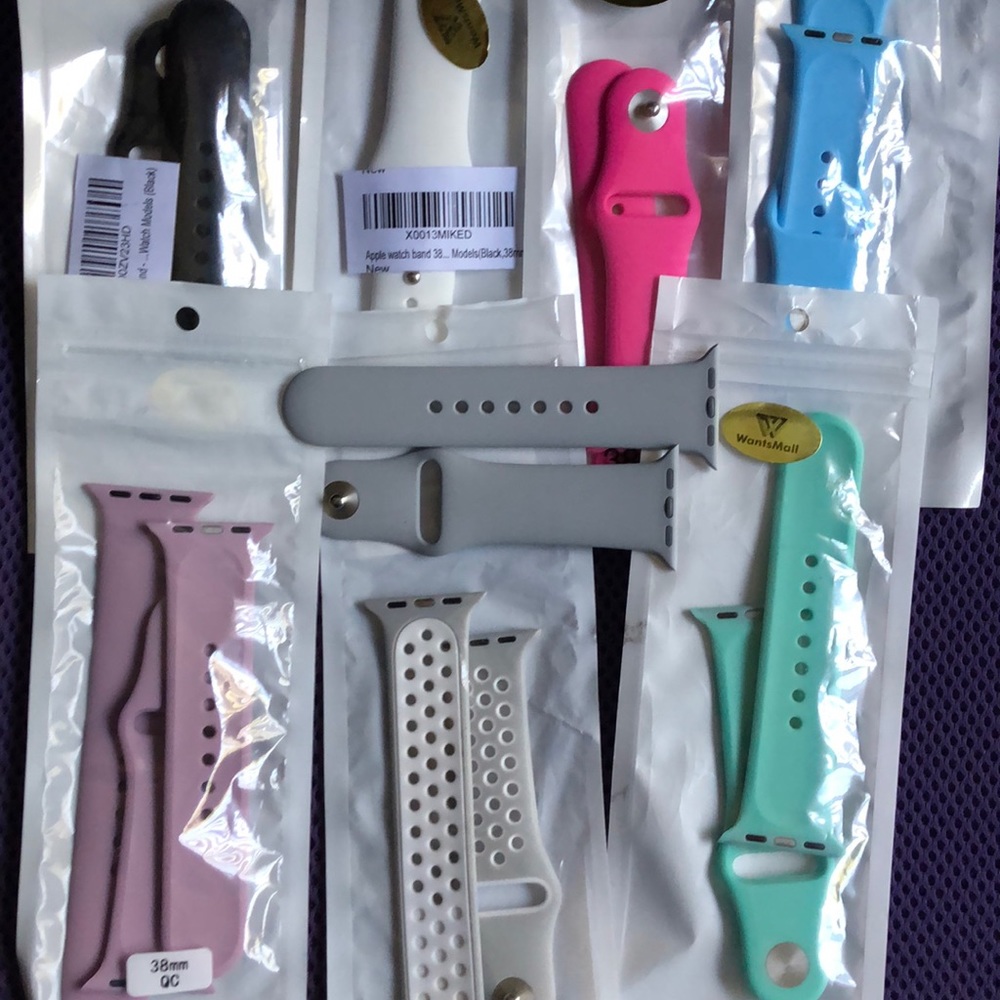 Set of 8 silicone Apple Watch bands